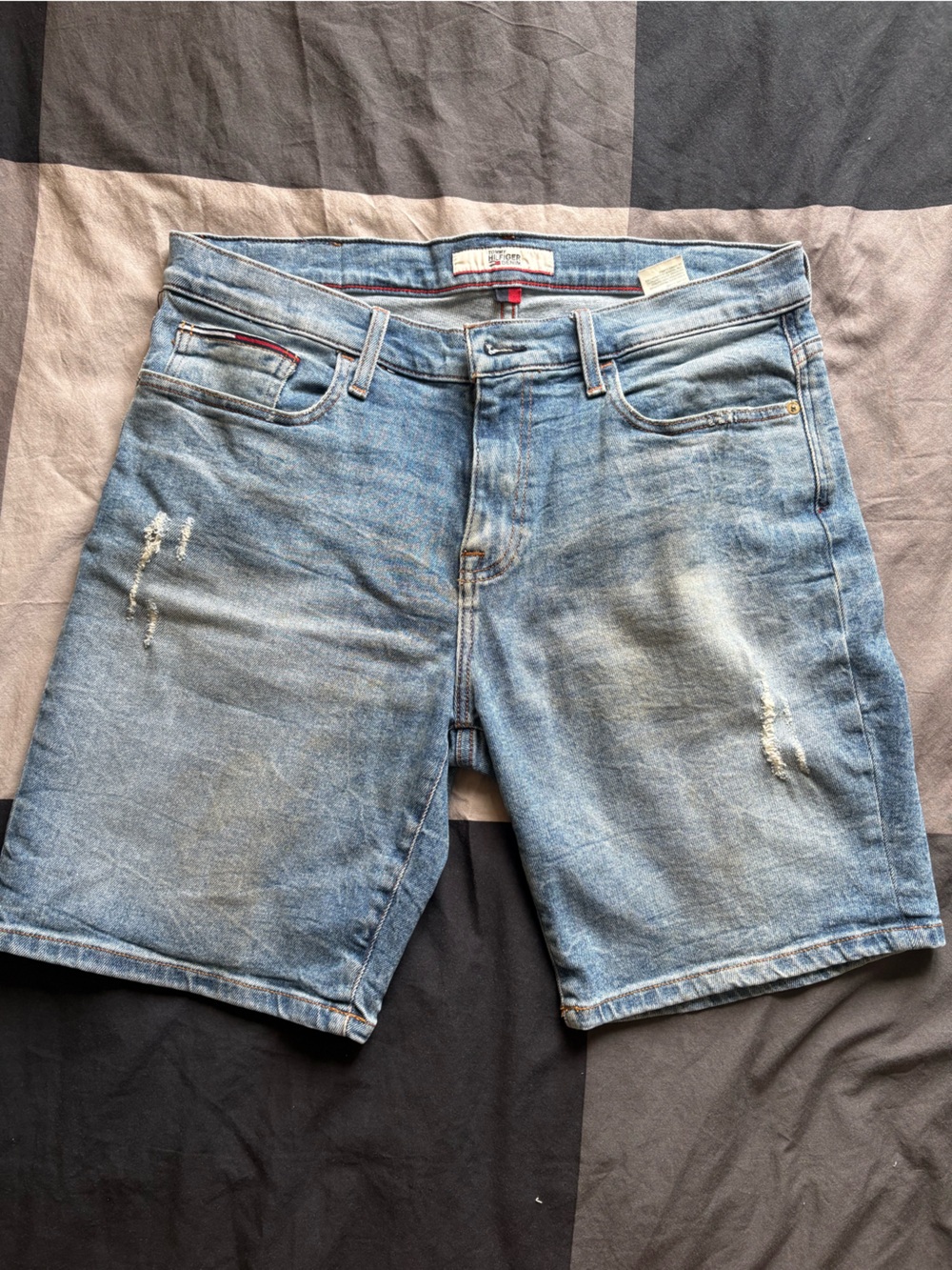 Tommy Hilfiger Men's Light Blue Jeans shorts
